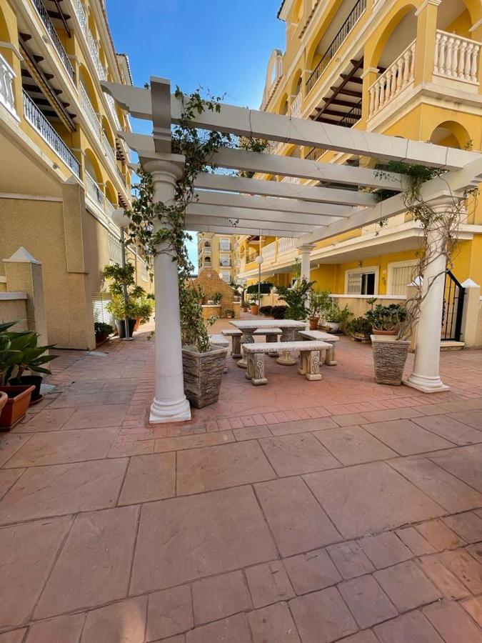 Casa Amarela Guesthouse, Algorfa Exteriér fotografie